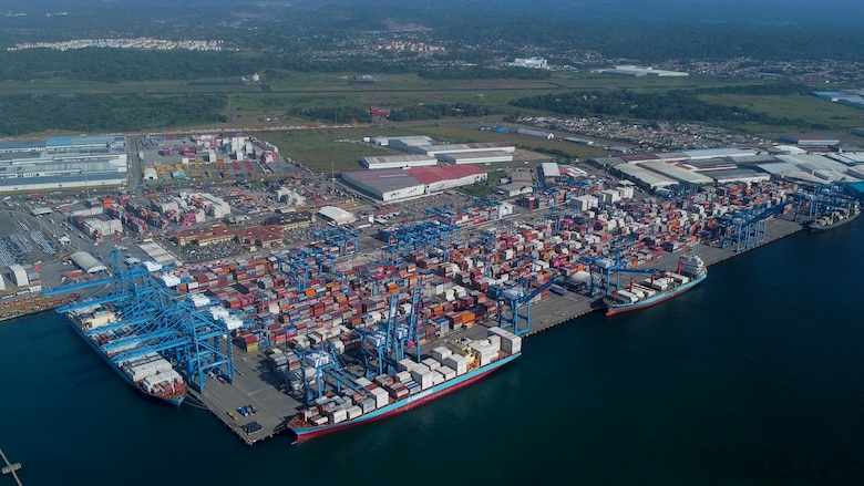 Panamá pierde ingresos portuarios en medio de turbulenta relación con Panama Ports Company