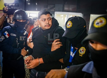 Rico Pineda es trasladado a El Renacer
