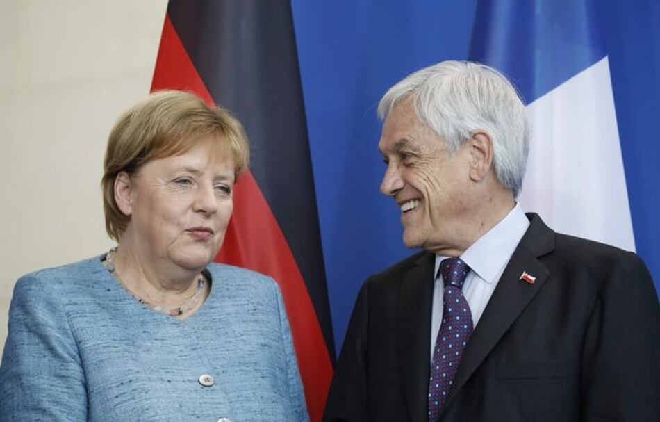 Merkel y Piñera hablan de incrementar intercambio comercial