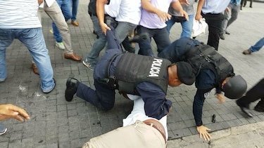 Un miércoles de protestas y caos vehicular
