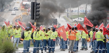 Incertidumbre, caos, huelga, protesta, y un acuerdo roto
