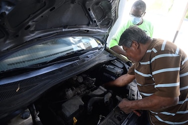 Advierten de tropiezos en reapertura económica 