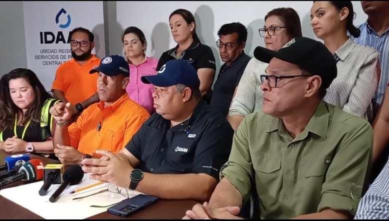 Restablecen operación parcial de potabilizadoras en Chitré y Los Santos tras contaminación en el río La Villa