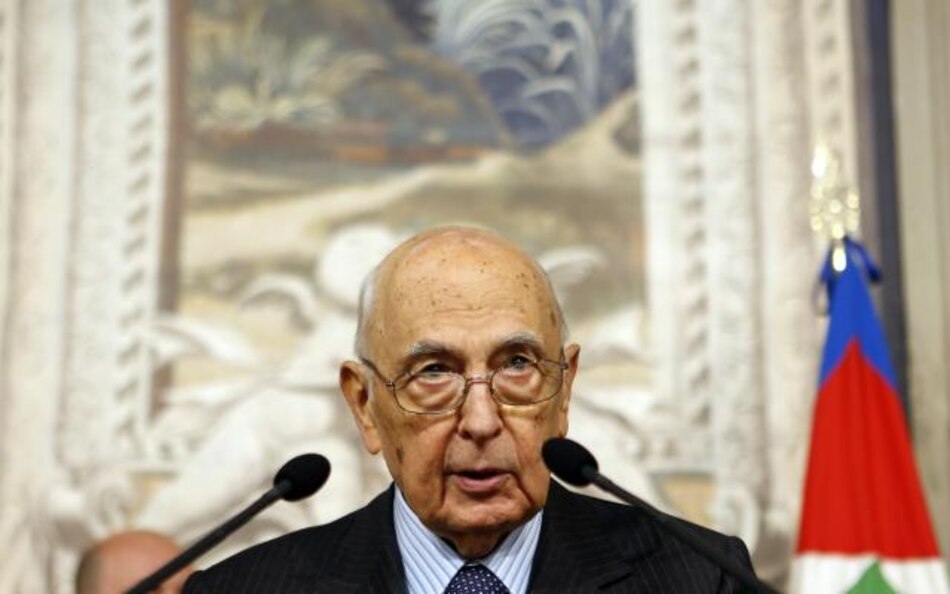 Presidente italiano busca consejo externo