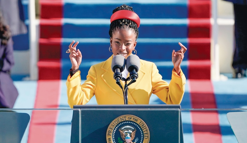 ¿Quién debe traducir a Amanda Gorman?