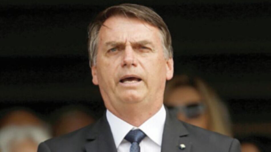 Jair Bolsonaro inicia privatización con venta de activos