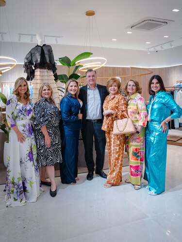 Sisters A&M inauguró su nuevo espacio en Calle 69 Este, San Francisco