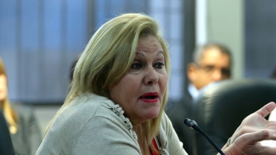 'Estoy sorprendida por la orden de conducción', dice Giselle Burillo