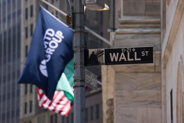 Wall Street cierra en rojo por temores de burbuja en la inteligencia artificial