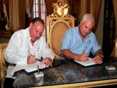 Presidente sanciona la Ley del Presupuesto 2011