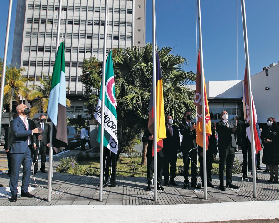 Esta es la lista de los diputados que importaron vehículos con exoneración (y también los que no)