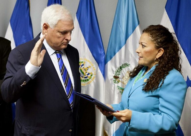 TI recurrirá a la Cancillería para expulsión de Martinelli del Parlacen