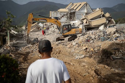 Suben a 3,342 los fallecidos y a 16,740 los heridos por los terremotos en Venezuela