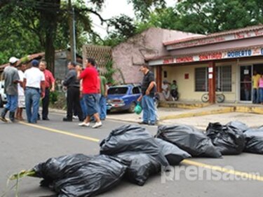 Paralizan la recolección de basura en Santiago