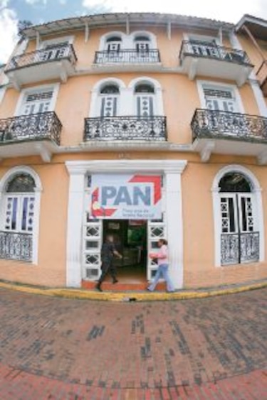 Programa de Ayuda Nacional: Escándalo sin precedente