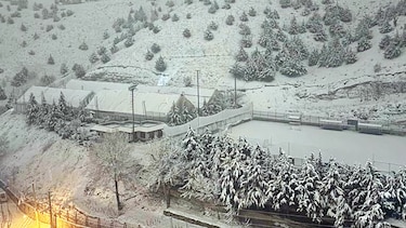 ‘Pese a la amenaza de los misiles, tratamos de seguir con nuestra vida’: cómo afrontan la guerra los jóvenes en Irán