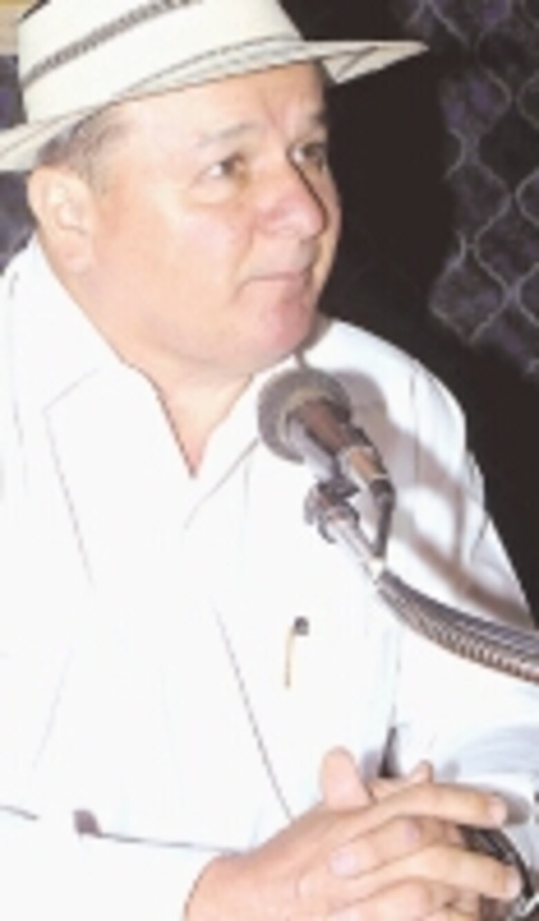 Elías Ariel Castillo, el decano