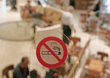 Meta: paquete de tabaco neutro