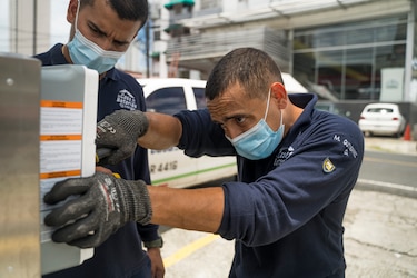 BAC Credomatic y La Casa de las Baterías se unen en beneficio de la movilidad eléctrica sostenible