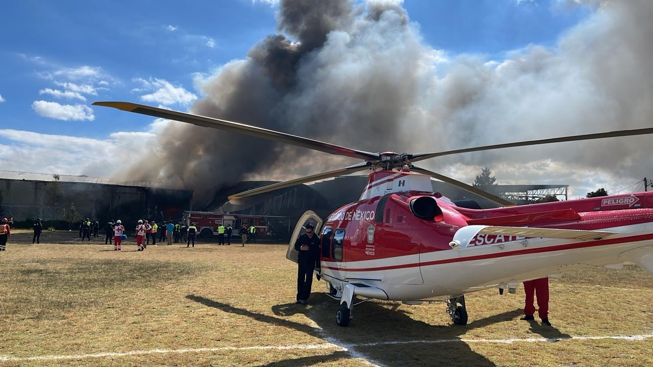 Seis muertos tras caída de avioneta en centro de México
