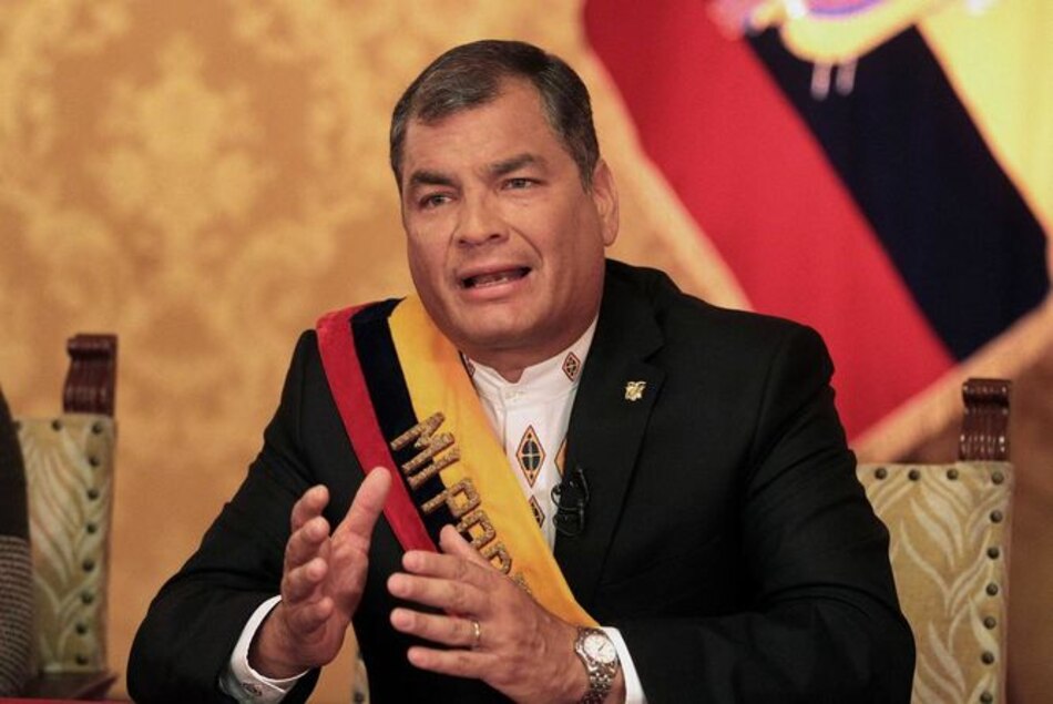 Rafael Correa pide que se cumplan normas de construcción tras terremoto