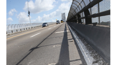 Trabajos en rodadura del puente de las Américas  