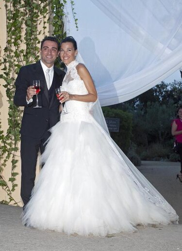 Xavi Hernández contrae matrimonio en Blanes con Nuria Cunillera