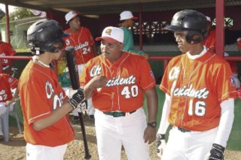 Un trofeo de oro para Claudino