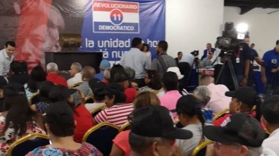 PRD realiza sorteo de puestos para primarias de septiembre próximo