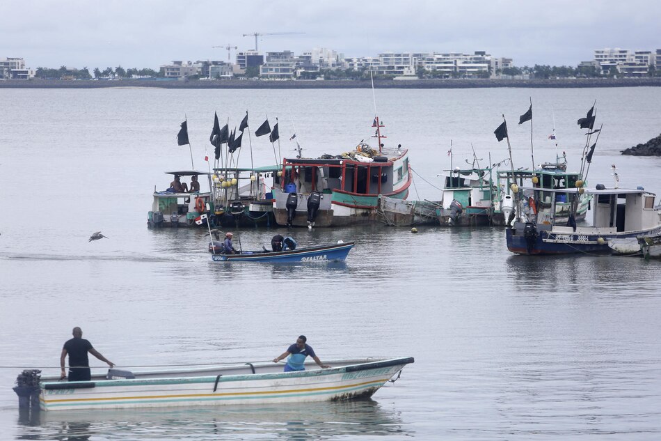 Tensión en el mar: sector pesquero nacional denuncia trato desigual por parte de la ARAP