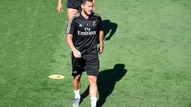 Hazard se lleva el premio a mejor jugador de la pasada Europa League