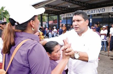 Panameñistas apuestan por la reelección de sus diputados