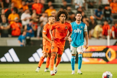 El club Aris Salónica ya hizo una oferta por Adalberto Carrasquilla