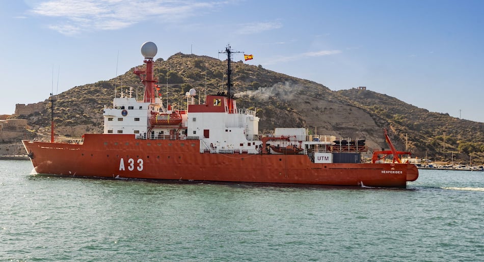 El buque español 'Hespérides' terminó su campaña antártica y se dirige a Montevideo