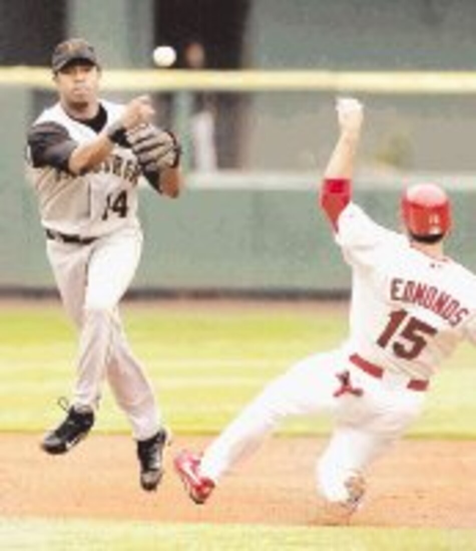 Tavárez fuera por usar gorra sucia