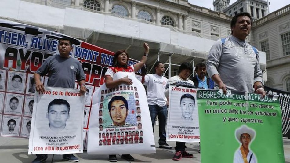 El miedo al olvido sobrevuela a siete meses de las desapariciones de Ayotzinapa