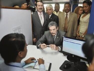 PRD pierde otro diputado