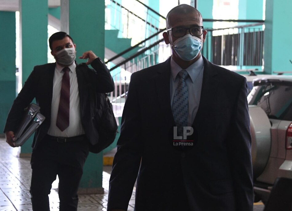 Llaman a juicio al hijo y a exsecretaria del exmagistrado Oydén Ortega por presunto tráfico de influencias