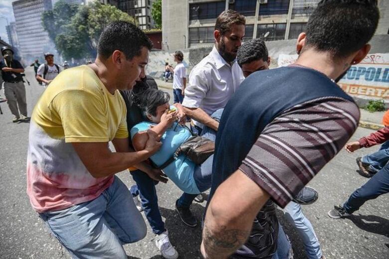 Opositores volvieron a las calles para pedir elecciones en Venezuela