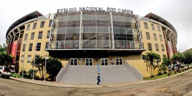 El Rod Carew agoniza en el círculo de espera