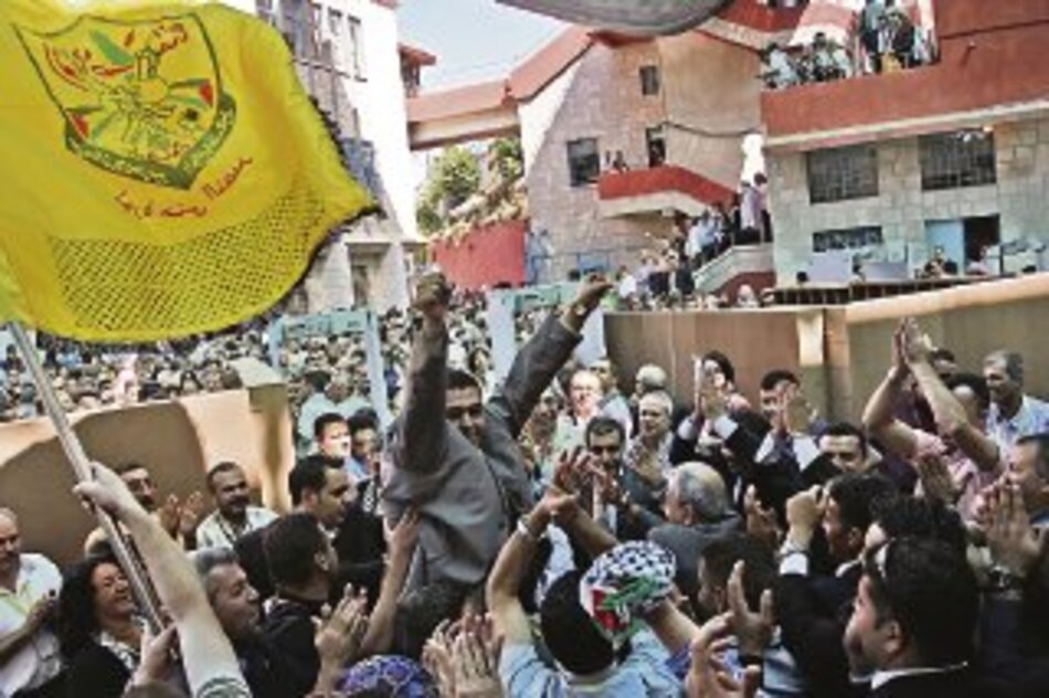 Fatah reelige a Mahmud Abbas