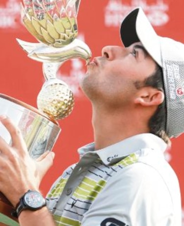 Larrazábal conquista torneo de Abu Dabi