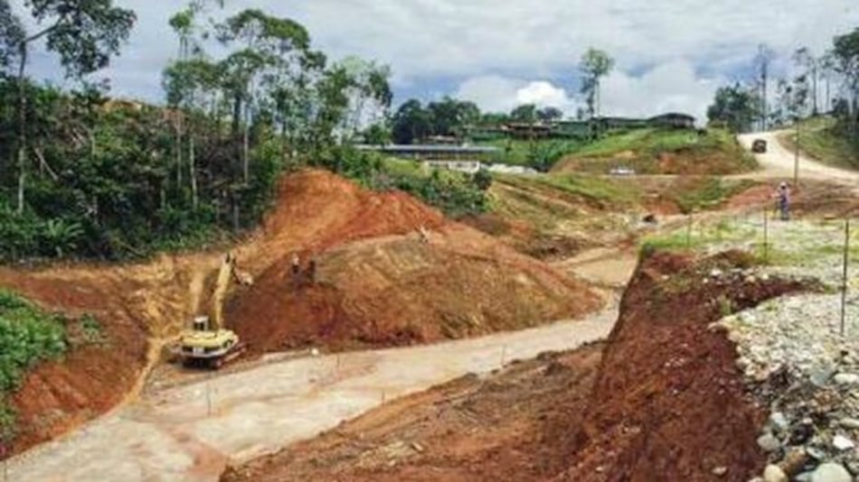 Petaquilla: casi todo por un dólar