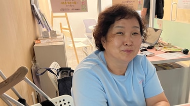 Las tiendas de Seúl que luchan contra el aislamiento: ‘un escape de la soledad’