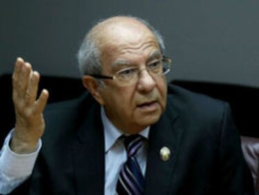 García de Paredes dictará clases hasta fin de año en la Universidad de Panamá