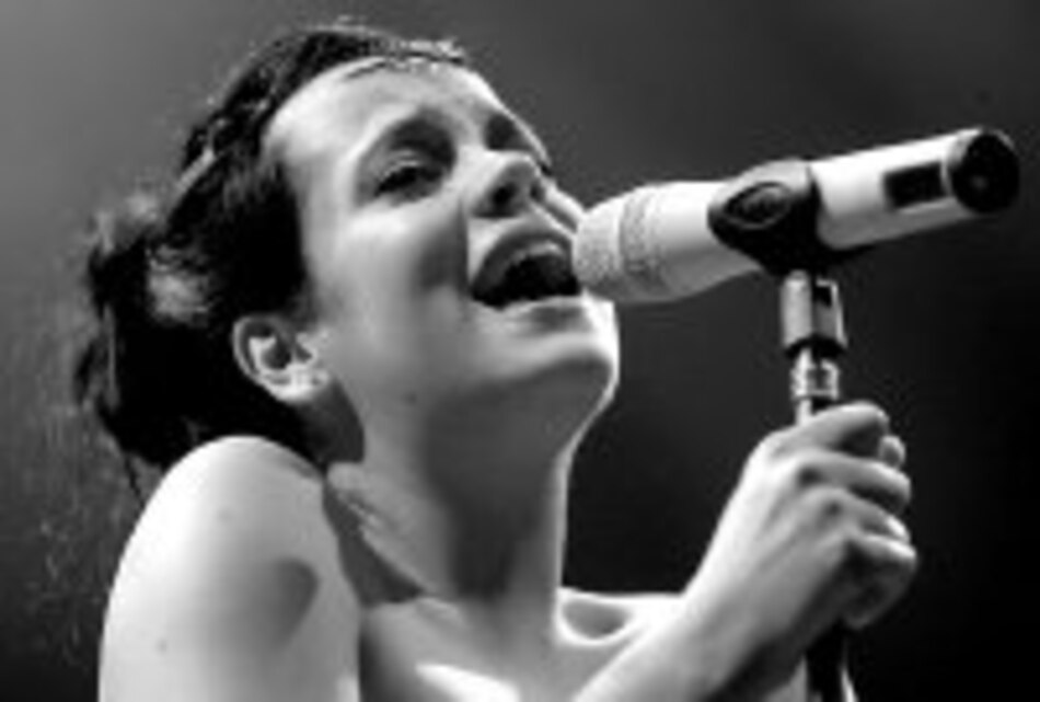 Lily Allen pierde bebé