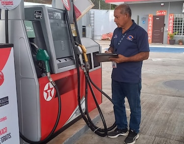 Acodeco fiscaliza que estaciones cumplan con la reducción en los nuevos precios del combustible