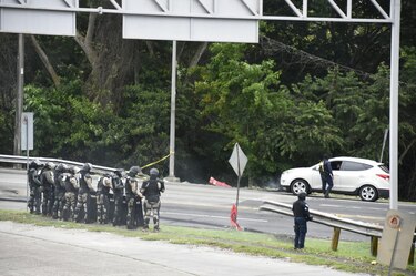 Continúa el cierre en el puente de las Américas y la vía Centenario