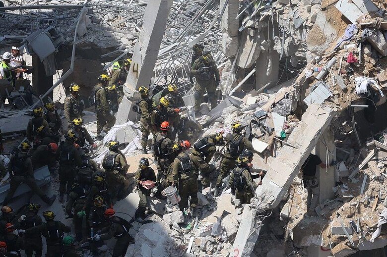 Israel e Irán aumentan la escalada de ataques en un conflicto que ya deja más de 200 muertos