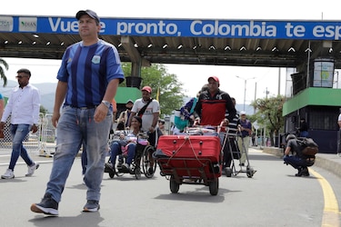 Nicolás Maduro pide a militares cooperar en la frontera con Colombia para la ‘paz total’